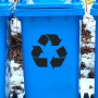 Vinilo cubo basura icono reciclaje
