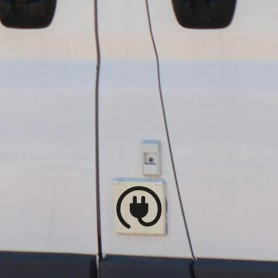 Pegatina enchufe autocaravana